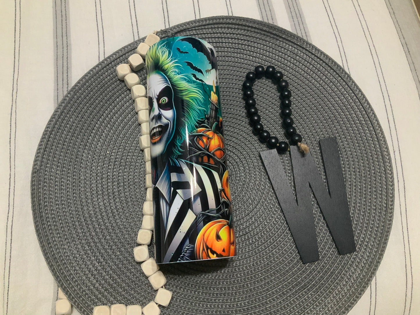 H Beetlejuice pumpkins