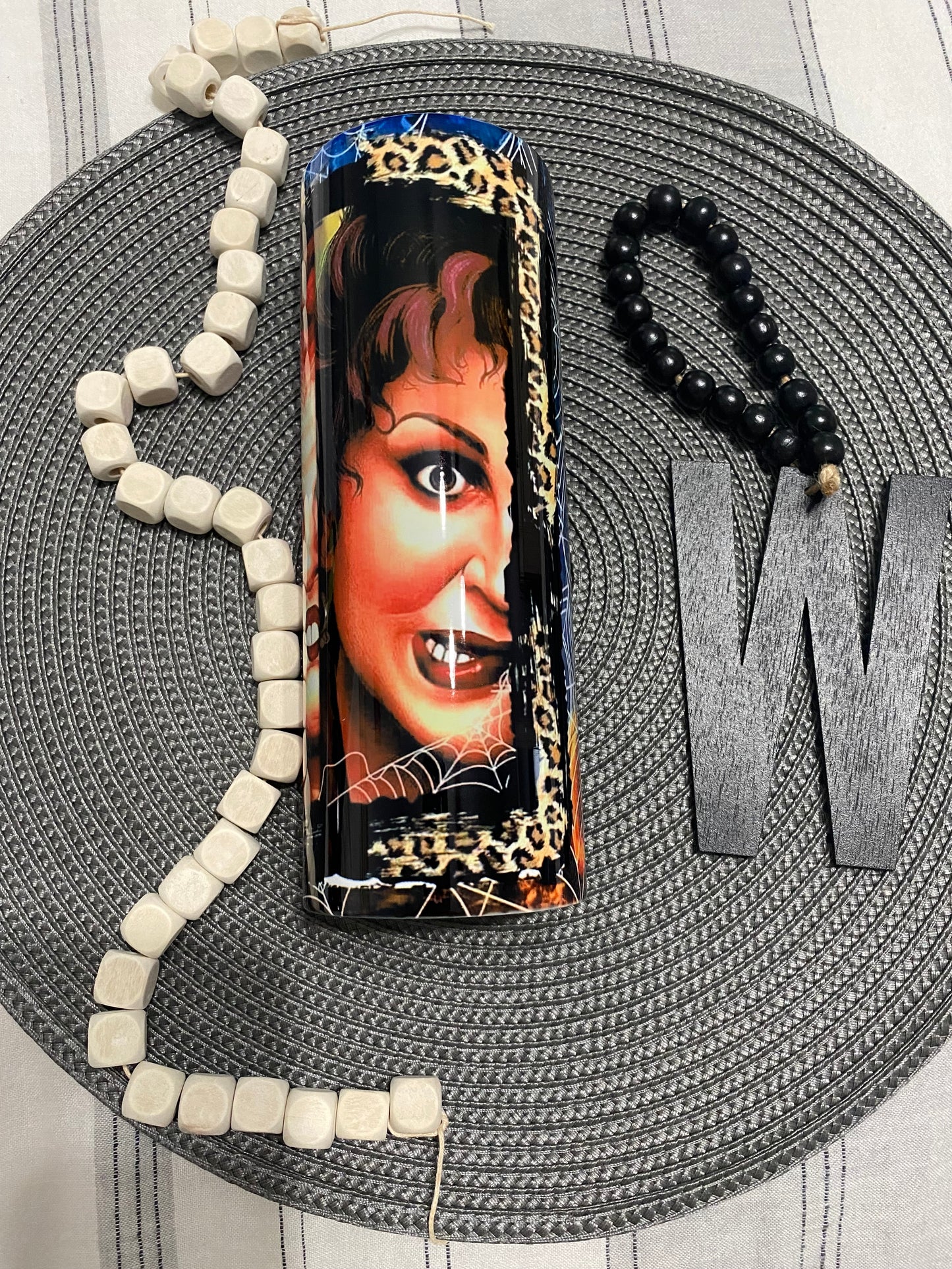Hocus faces