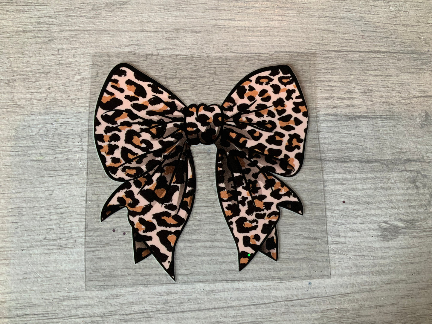 Bow cheetah