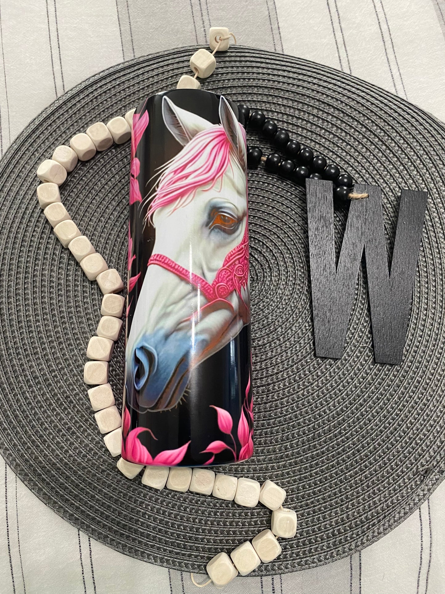 Horse pink 3 d