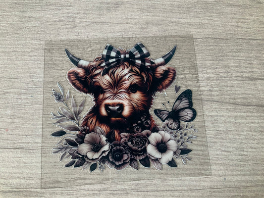 Cow bow with flowers