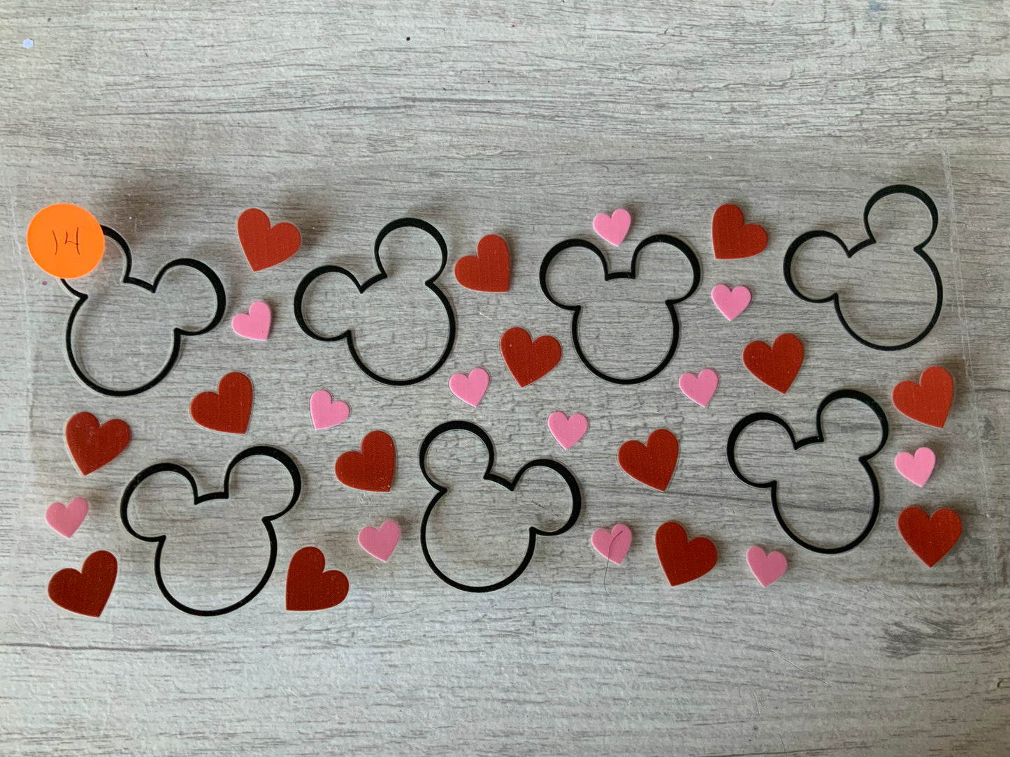 Mouse outline hearts