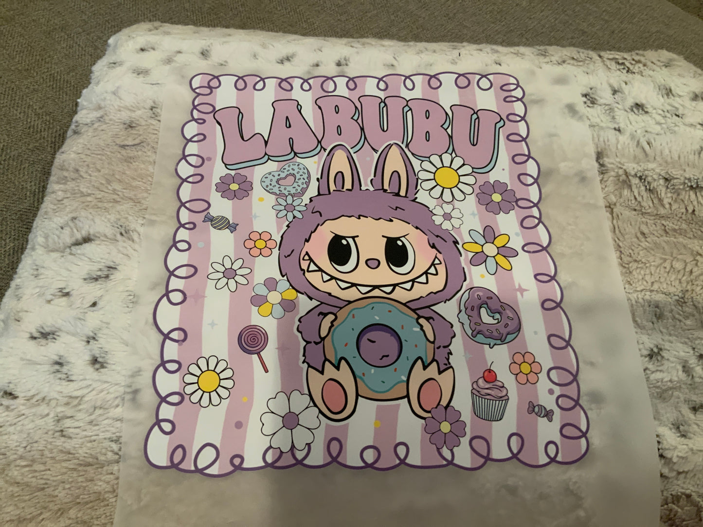 La bu bu doughnut frame