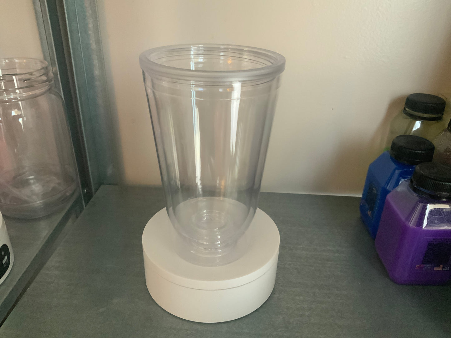 16 Oz snowglobe acrylic A cup