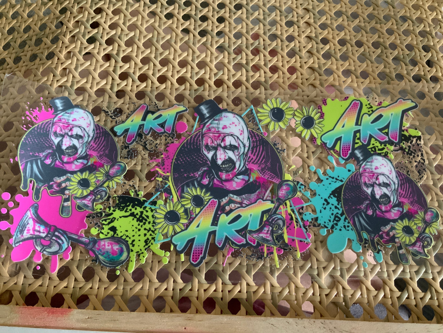 Art horror neon