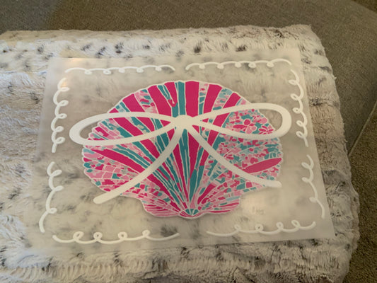 Seashell bow